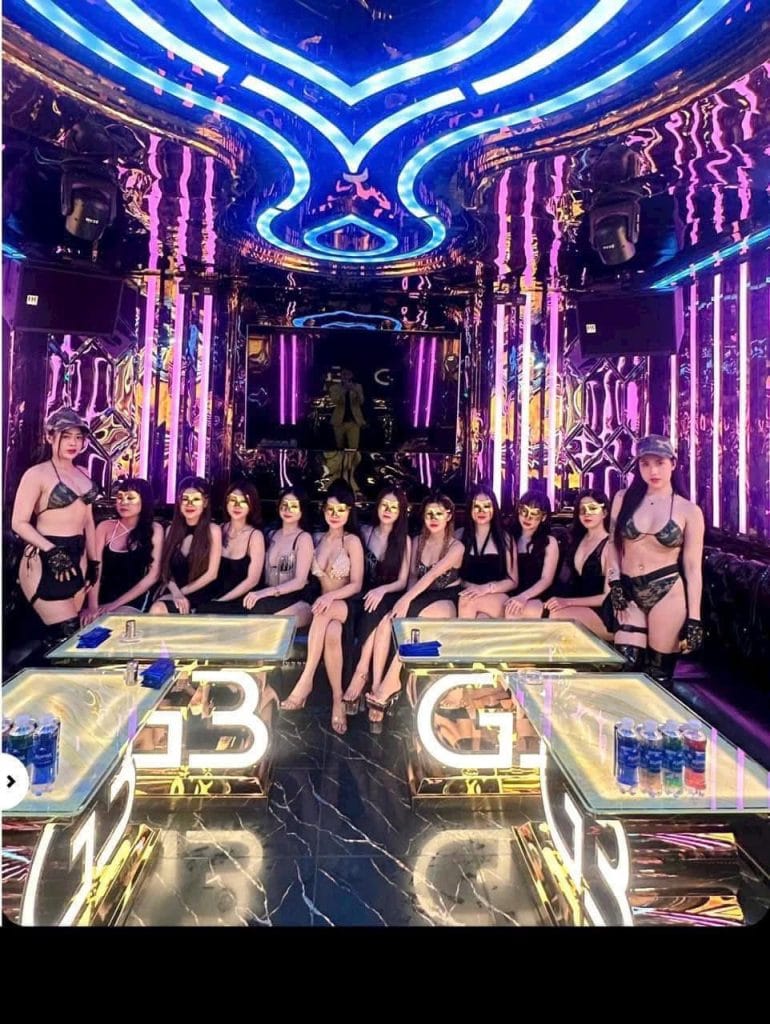Hanoi After Dark: A Foreigner's Guide to the Best Karaoke Bars in Cầu Giấy District 6 535001984 122142732278671978 5858715058139506330 n
