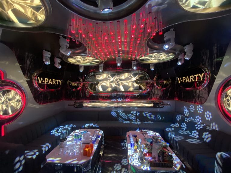 Karaoke V Party - Hồ Đắc Di, Đống Đa (5)