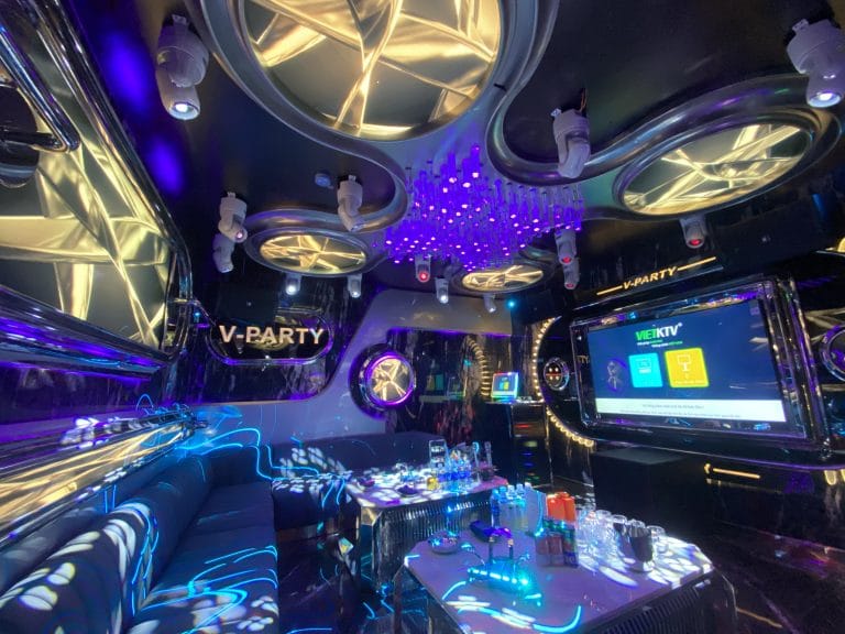 Karaoke V Party - Hồ Đắc Di, Đống Đa (6)