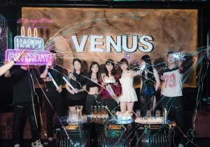 Venus Lounge - Xuân Thủy, Cầu Giấy (11)