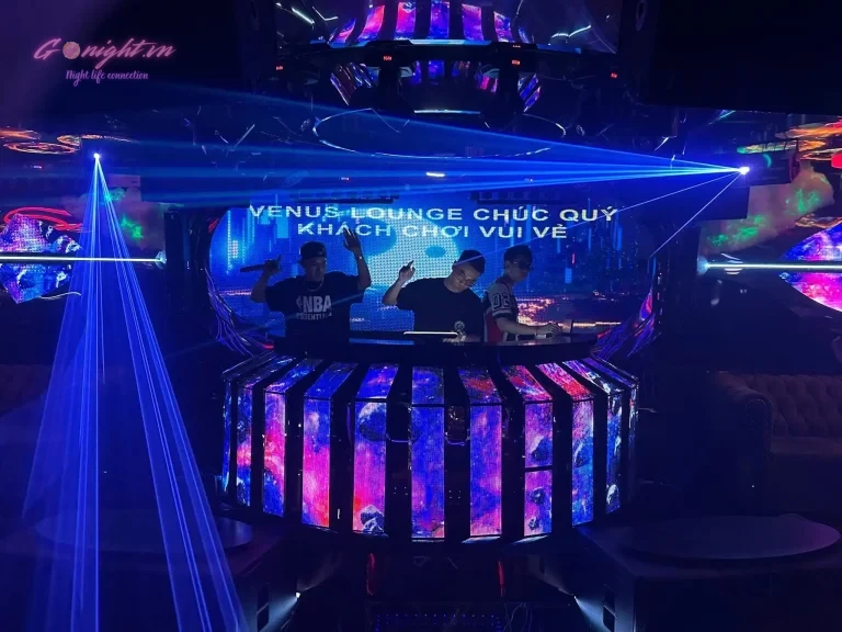 Venus Lounge - Xuân Thủy, Cầu Giấy (3)