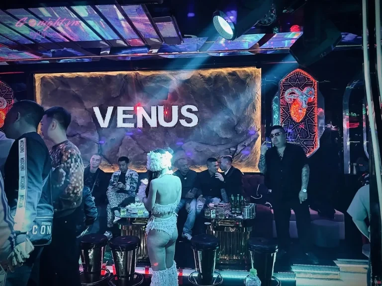 Venus Lounge - Xuân Thủy, Cầu Giấy (5)