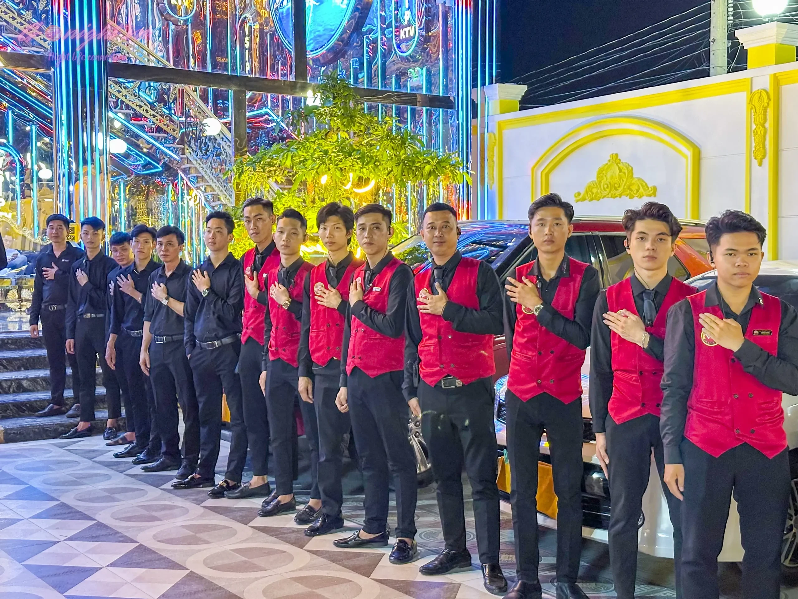 Karaoke Hầm Rượu VSIP - Thuận An, Bình Dương (3)