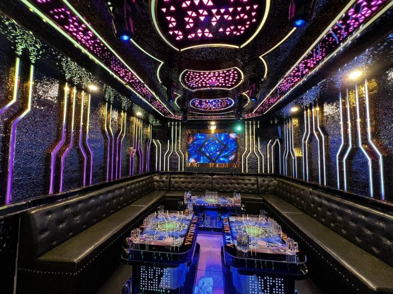 Karaoke Royal KTV- Vạn Phúc, Hà Đông