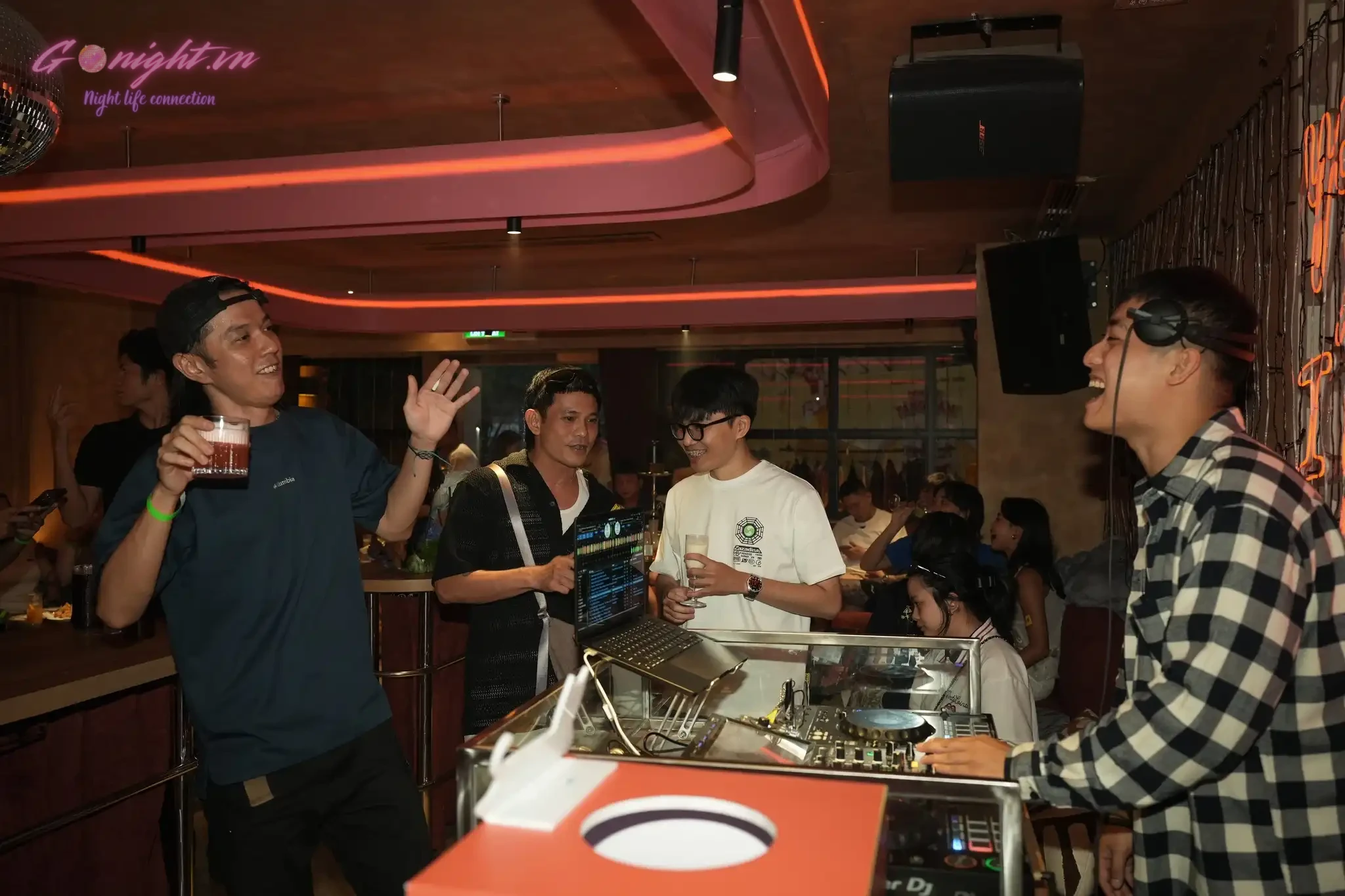 A Good Bar - Lý Tự Trọng, Quận 1 2 A Good Bar – 39 Lý Tự Trọng