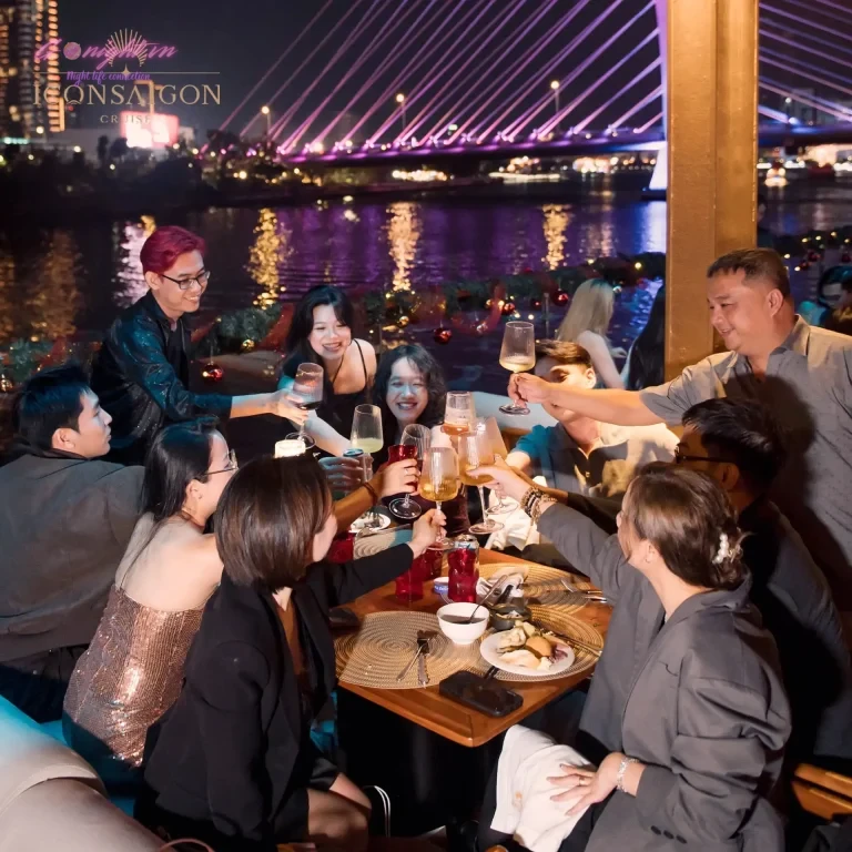 Top Nhà hàng địa điểm trendy tại Quận 4