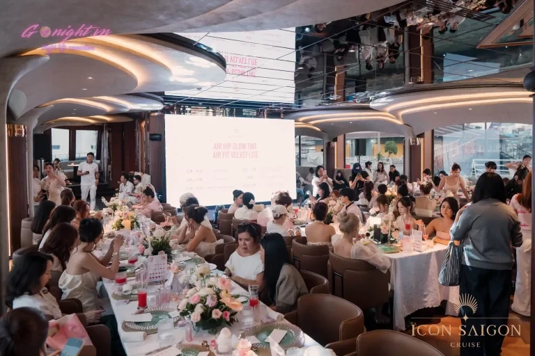 Icon Saigon Cruise - Nguyễn Tất Thành, Quận 4 (2)