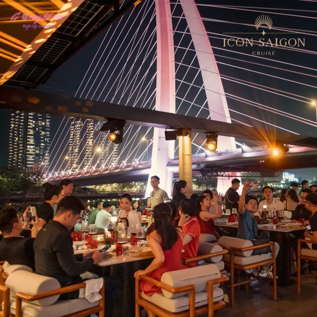 Icon Saigon Cruise - Nguyễn Tất Thành, Quận 4