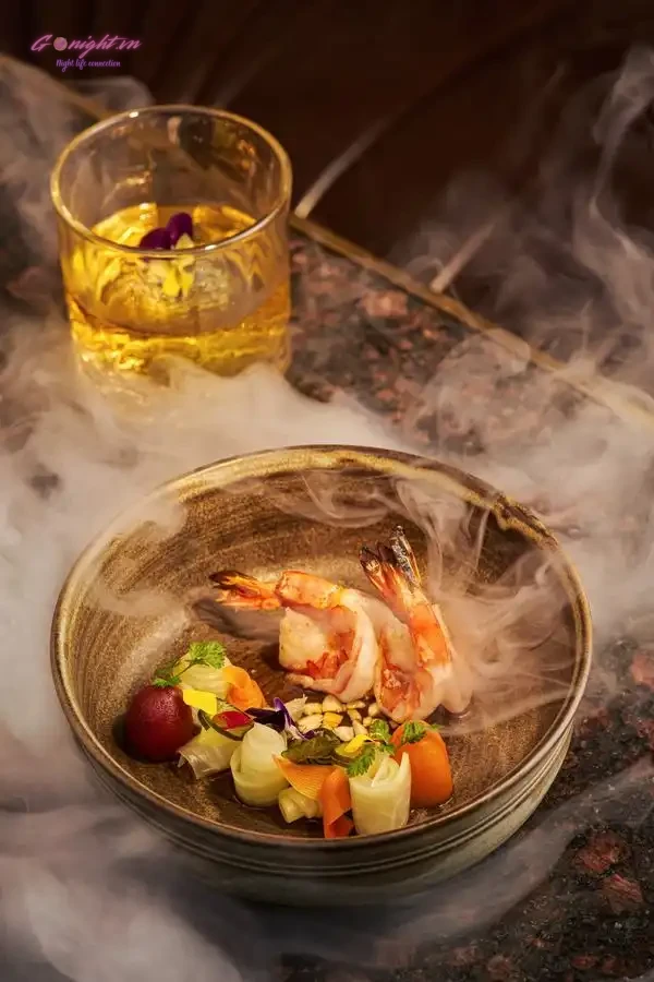 LAVA Cuisine & Lounge - Hai Bà Trưng, Quận 1 (2)