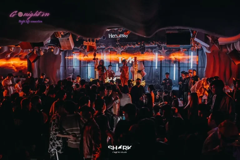Shark Club - Tràng Tiền, Hoàn Kiếm (8)