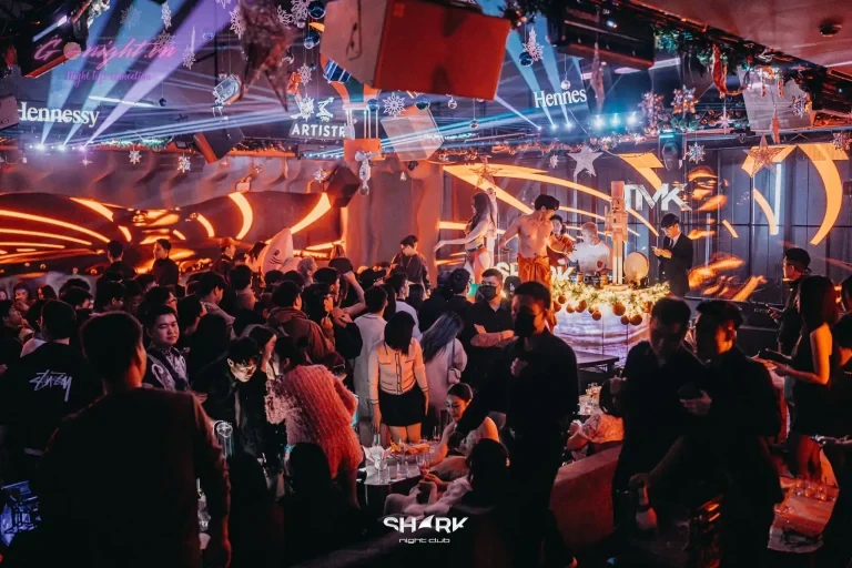 Shark Club - Tràng Tiền, Hoàn Kiếm (9)
