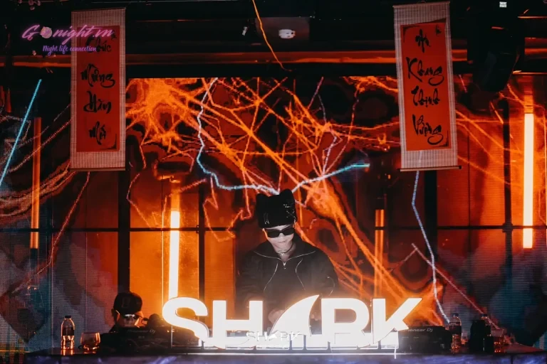 Shark Club – Trang Tien, Hoan Kiem