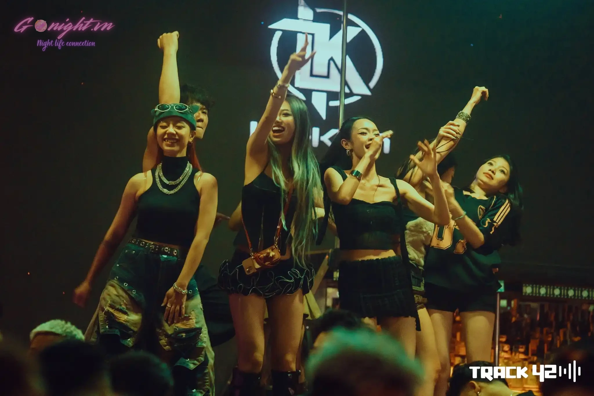 TRACK 42 - Yên Phụ Lớn, Ba Đình (9)