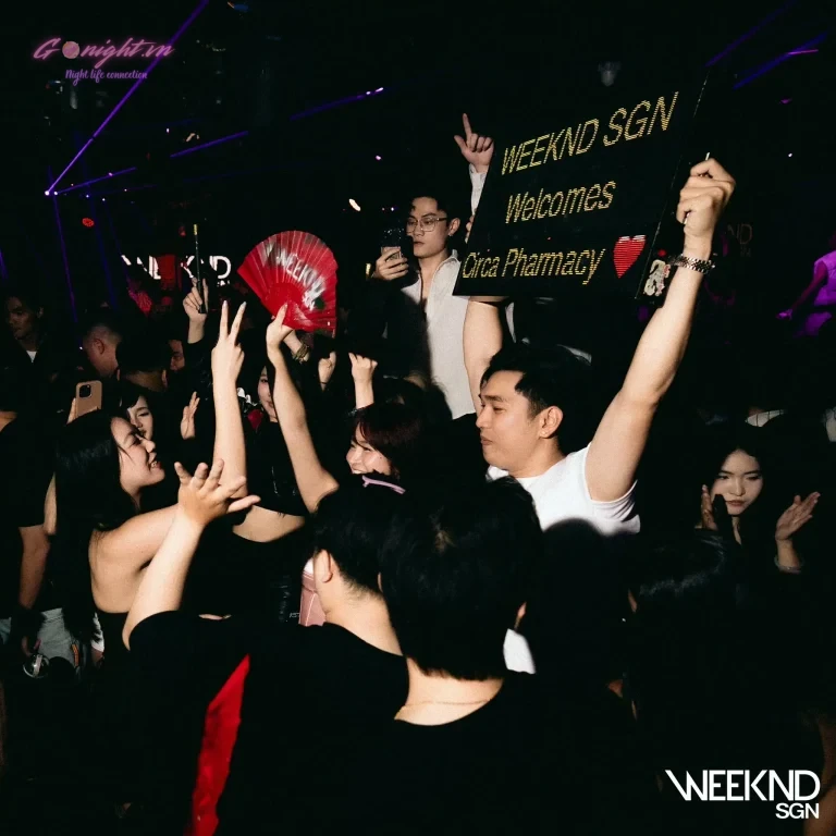 Weeknd SGN - Huỳnh Thúc Kháng, Quận 1 (8)