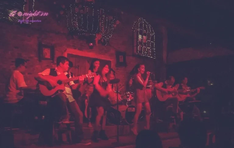 Carmen Bar - Lý Tự Trọng, Quận 1 (3)