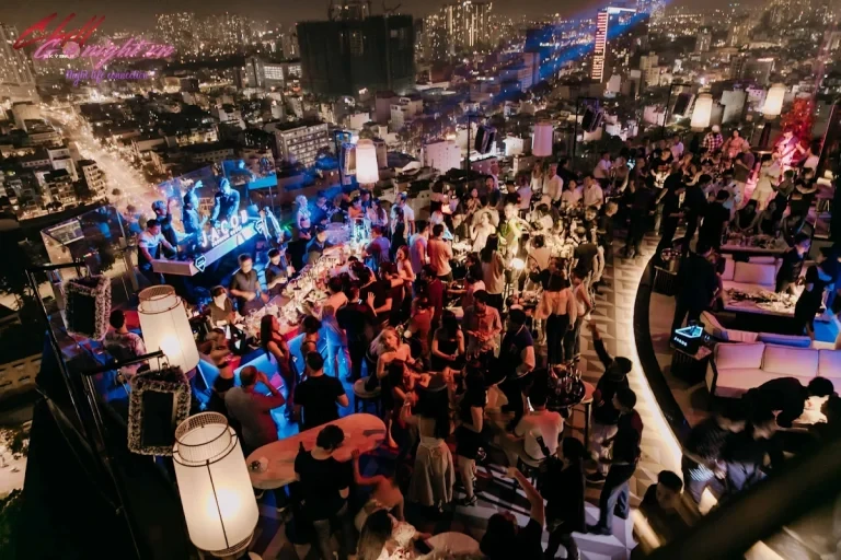 Chill Skybar & Dining - Lê Lai, Quận 1 (4)