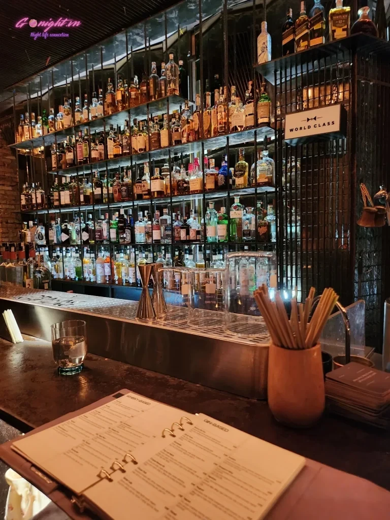 Drinking & Healing Bar - Hồ Tùng Mậu, Quận 1 (4)