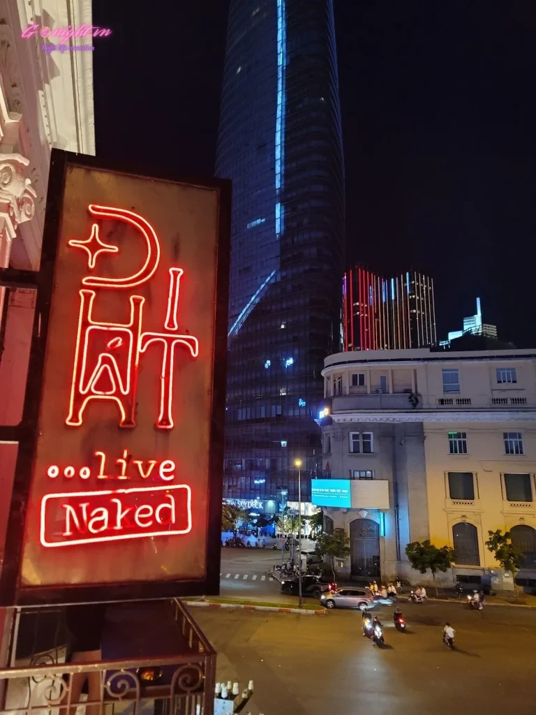 Drinking & Healing Bar - Hồ Tùng Mậu, Quận 1 (8)