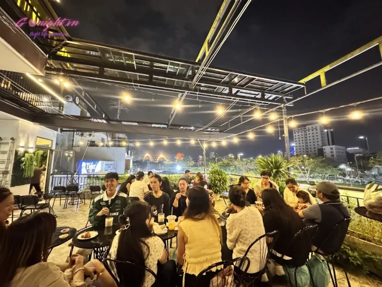 Duy Tịnh Rooftop Bar - Hà Thị Thân, Sơn Trà (4)