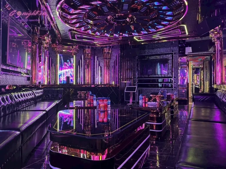 Karaoke iOne KTV - Nguyễn Tuân, Thanh Xuân (4)