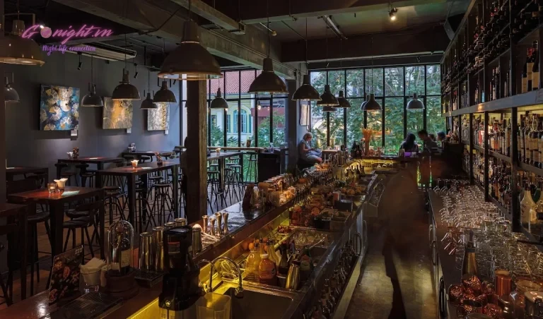 Layla – Eatery & Bar – Đông Du, Quận 1