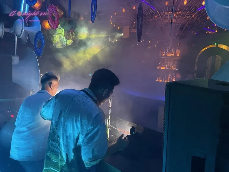 Locus Cocktail Club DaNang - Trần Quốc Toản, Hải Châu (5)