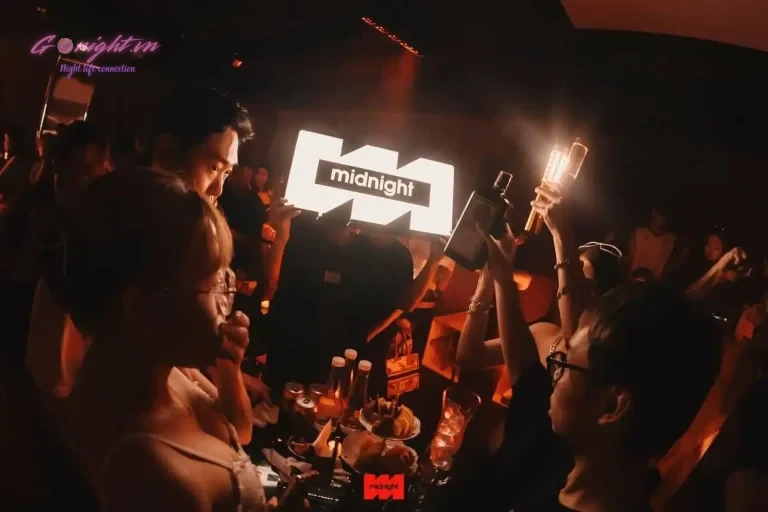 Midnight Club Hà Nội - Mã Mây, Hoàn Kiếm (2)