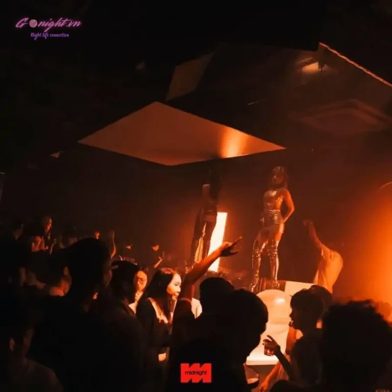 Midnight Club Hà Nội - Mã Mây, Hoàn Kiếm (3)