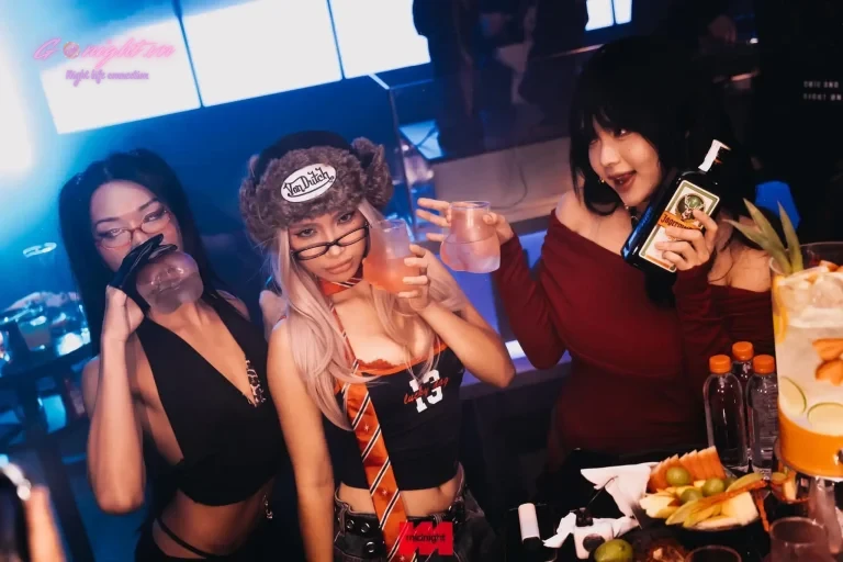 Midnight Club Hà Nội - Mã Mây, Hoàn Kiếm (4)