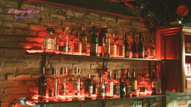 PHƯƠNG’S RETRO BAR – Lý Tự Trọng, Quận 1