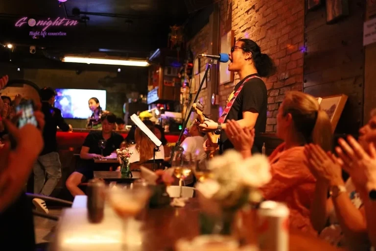 PHƯƠNG’S RETRO BAR - Lý Tự Trọng, Quận 1 (4)