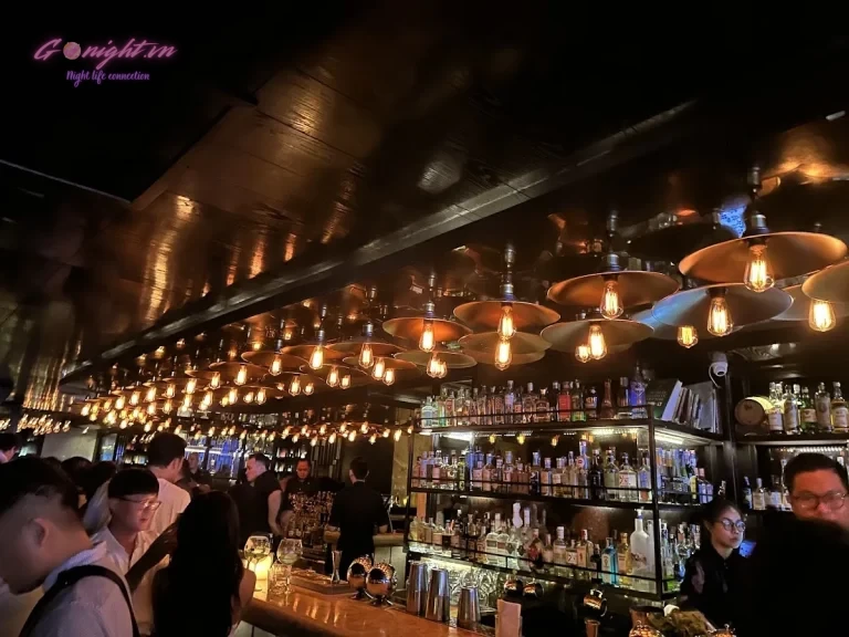 Qui Cuisine Mixology Bar - Lê Thánh Tôn, Quận 1 (2)