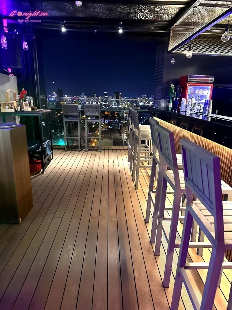 Sky 21 Bar - Võ Nguyên Giáp, Sơn Trà (7)