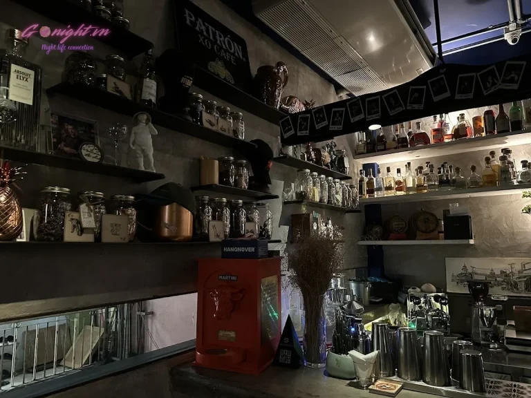Top Cocktail Bar nghệ thuật mixology tại Quận 1