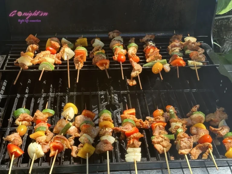 The Original Shamrock Sports Bar - An Thượng 32, Ngũ Hành Sơn (2)
