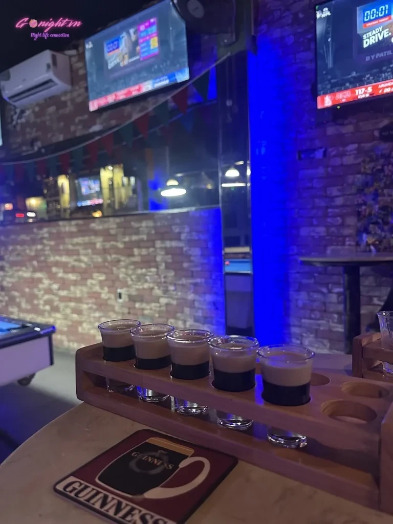 The Original Shamrock Sports Bar - An Thượng 32, Ngũ Hành Sơn (7)