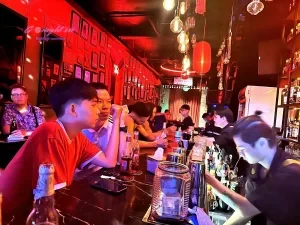Thi Bar Saigon - Đề Thám, Quận 1 (1)