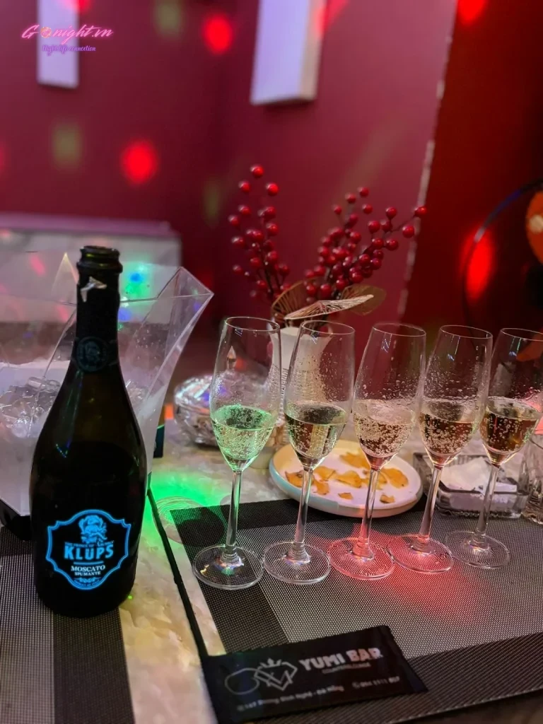 Top Lounge không gian xa hoa tại Đà Nẵng