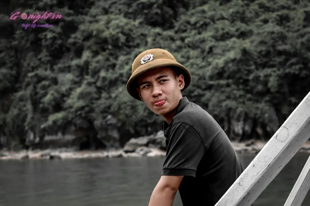 a man wearing a hat