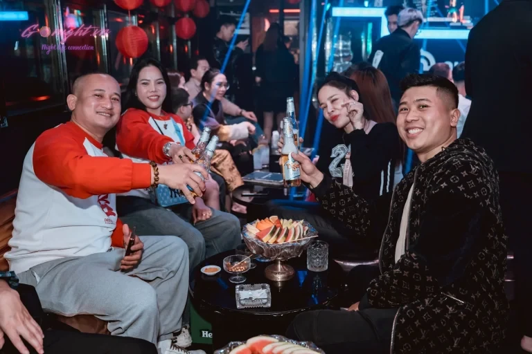 Top Lounge tận hưởng trọn vẹn tại Quận Hoàn Kiếm
