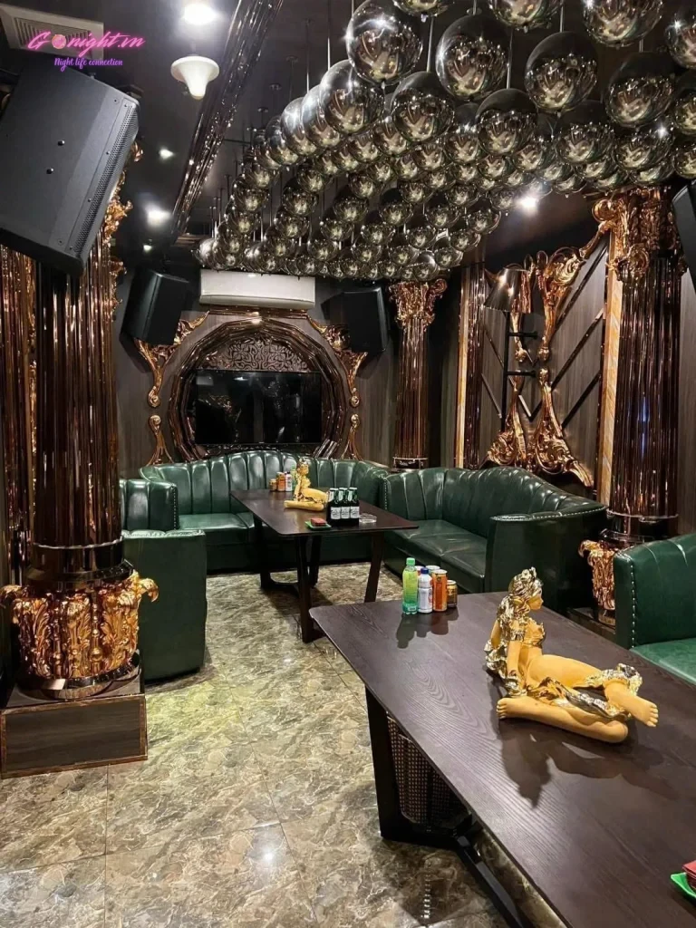 Tuyển dụng Phục Vụ Karaoke Quận Đống Đa