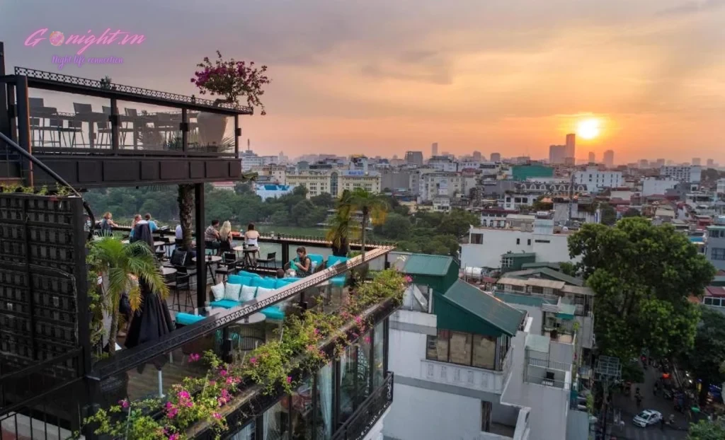 majesty sky bar 6a0887353566c 1
