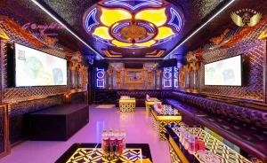 McQueen Karaoke – Đê La Thành, Đống Đa (1)