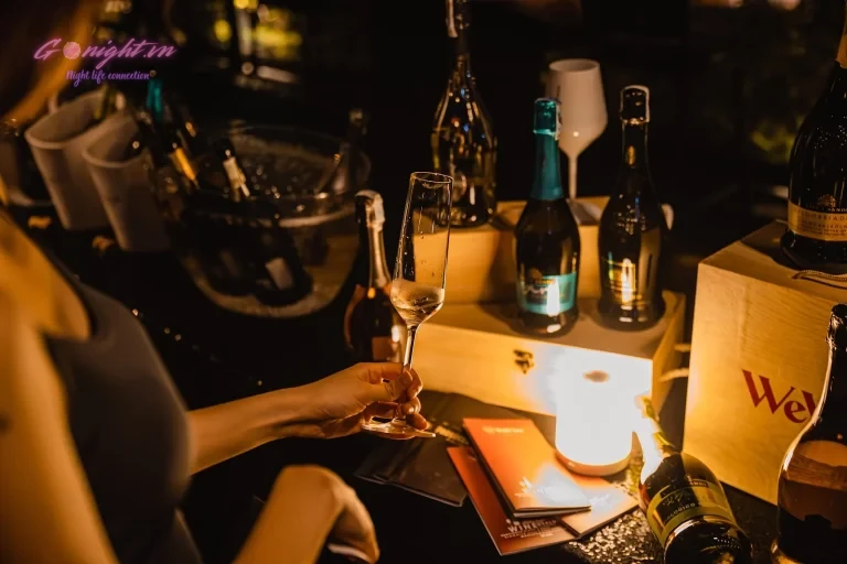 Moonlight Sky Bar - Mã Mây, Hoàn Kiếm (4)