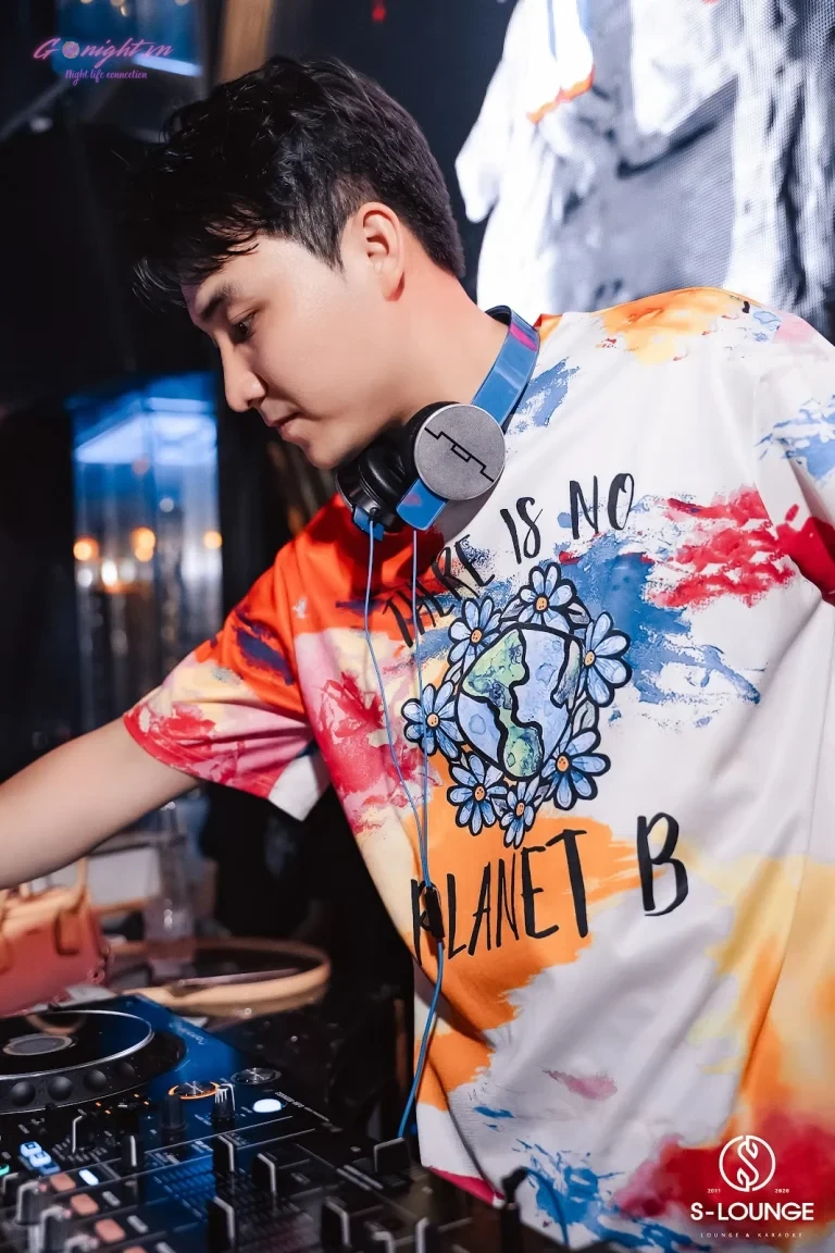 S Lounge & Karaoke – Trần Quang Khải, Hồng Bàng